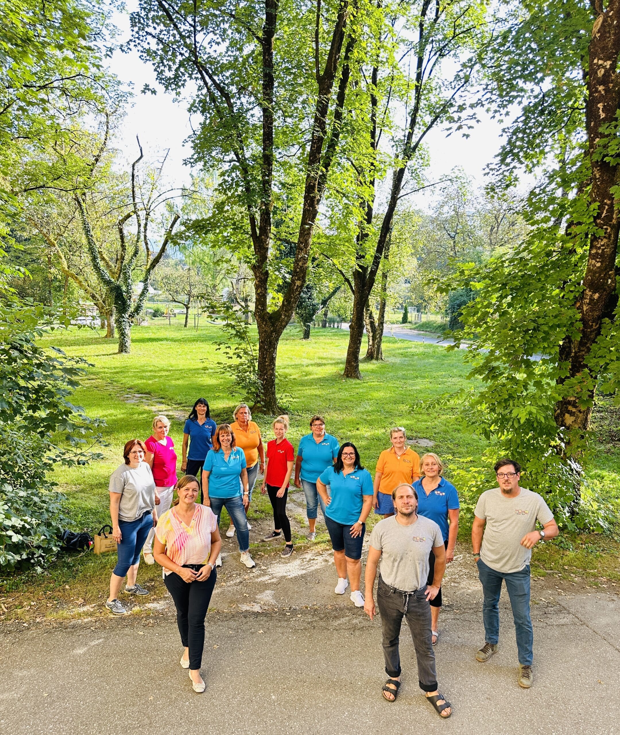 MOKI Kärnten Team im Park – Pflegeaward vita der Kleinen Zeitung